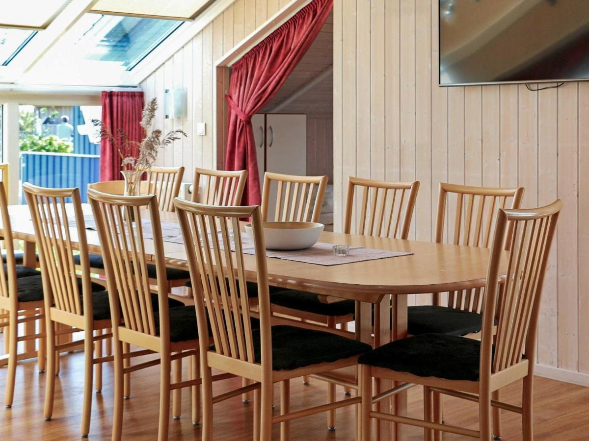 12 Person Holiday Home In 奥滕多夫 客房 照片